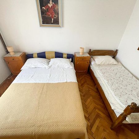 Apartmani Leonarda Jadranovo Exterior photo